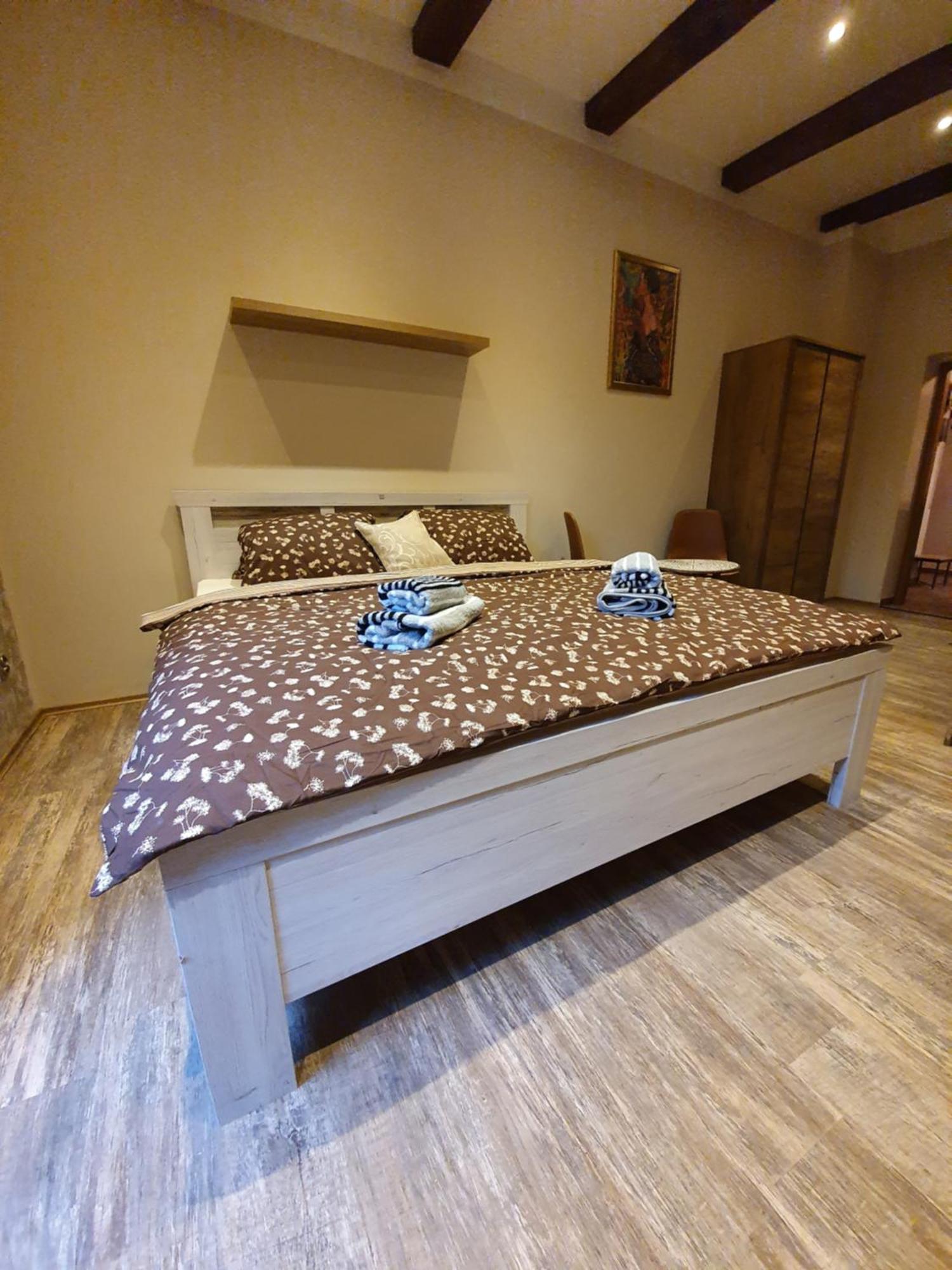 Labsky Dvur Apartment Hrensko Bagian luar foto